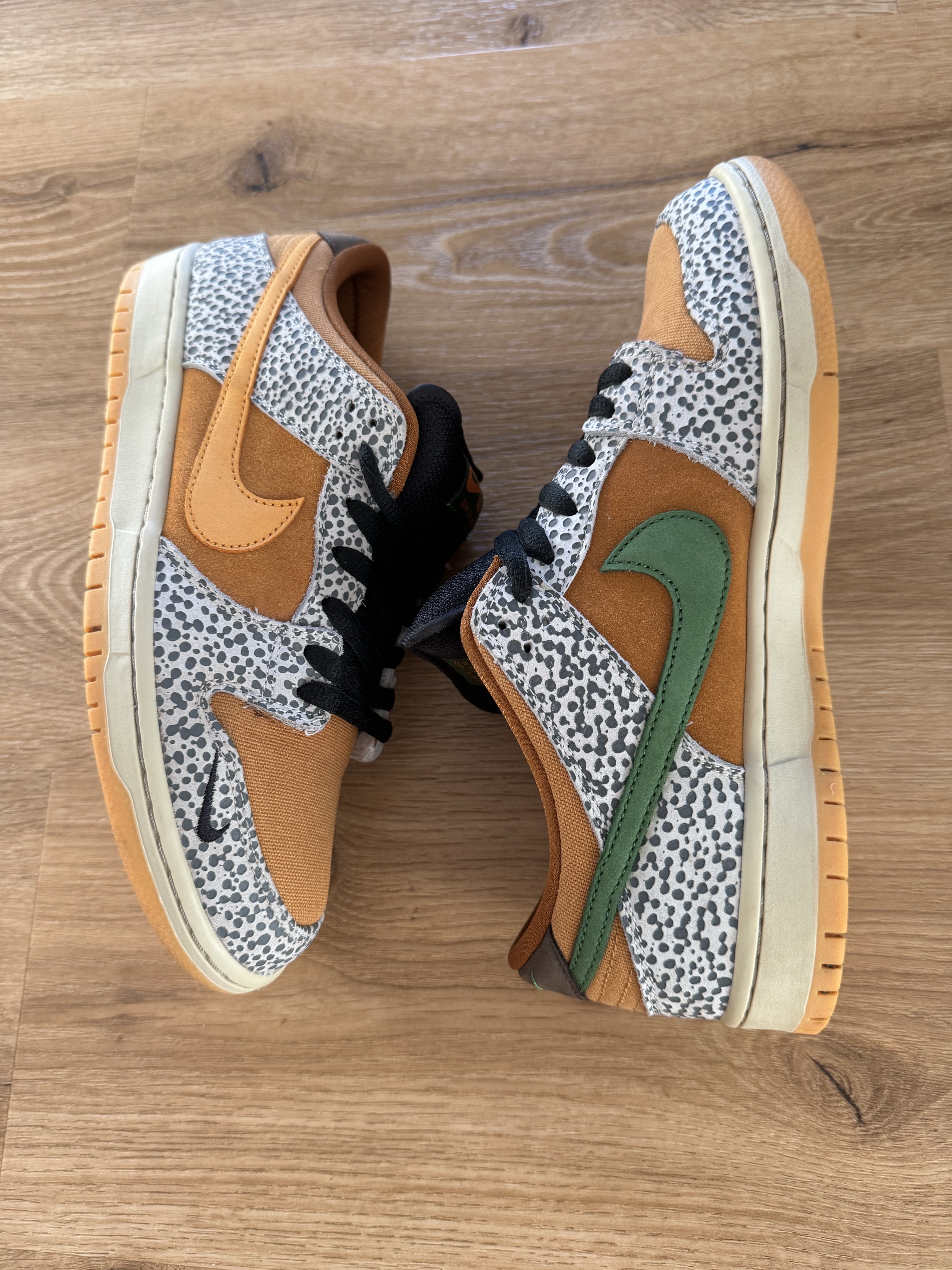 Nike SB Dunk Low Safari (2020) photo 2