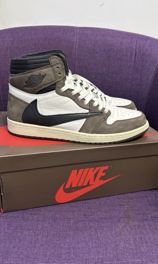 Air Jordan x Travis Scott 1 Retro High 'Mocha' (2019)