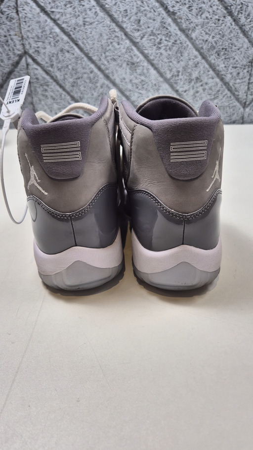 Air Jordan 11 Retro 'Cool Grey' (2021)