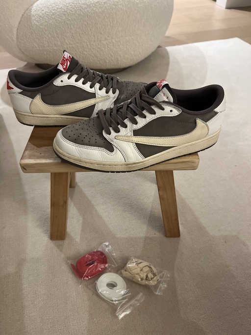 Air Jordan 1 x Travis Scott Low 'Reverse Mocha' (2022)