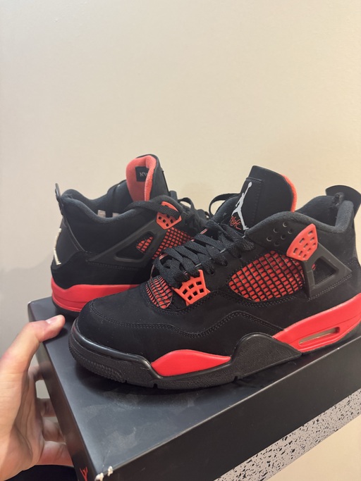 Air Jordan 4 Retro 'Red Thunder' (2022)