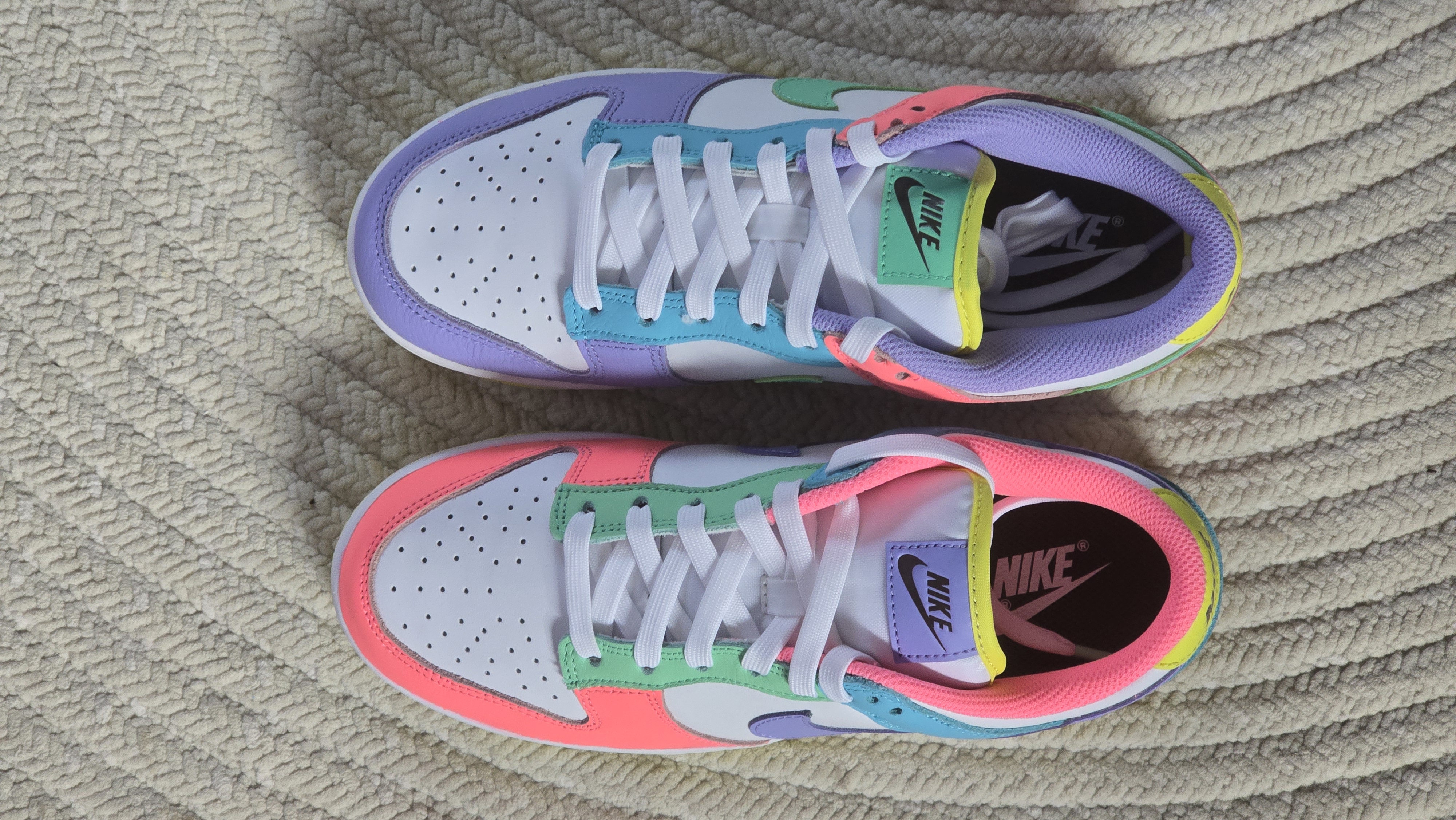 Nike Dunk Low WMNS 'Easter' (2021) photo 3