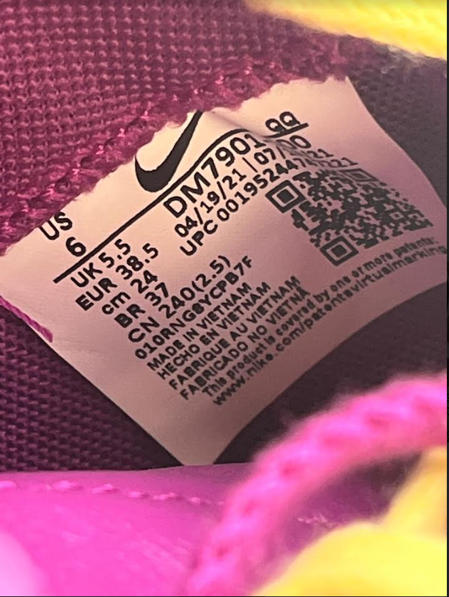 Nike x sacai x KAWS Blazer Low Purple Dusk (2021) photo 5
