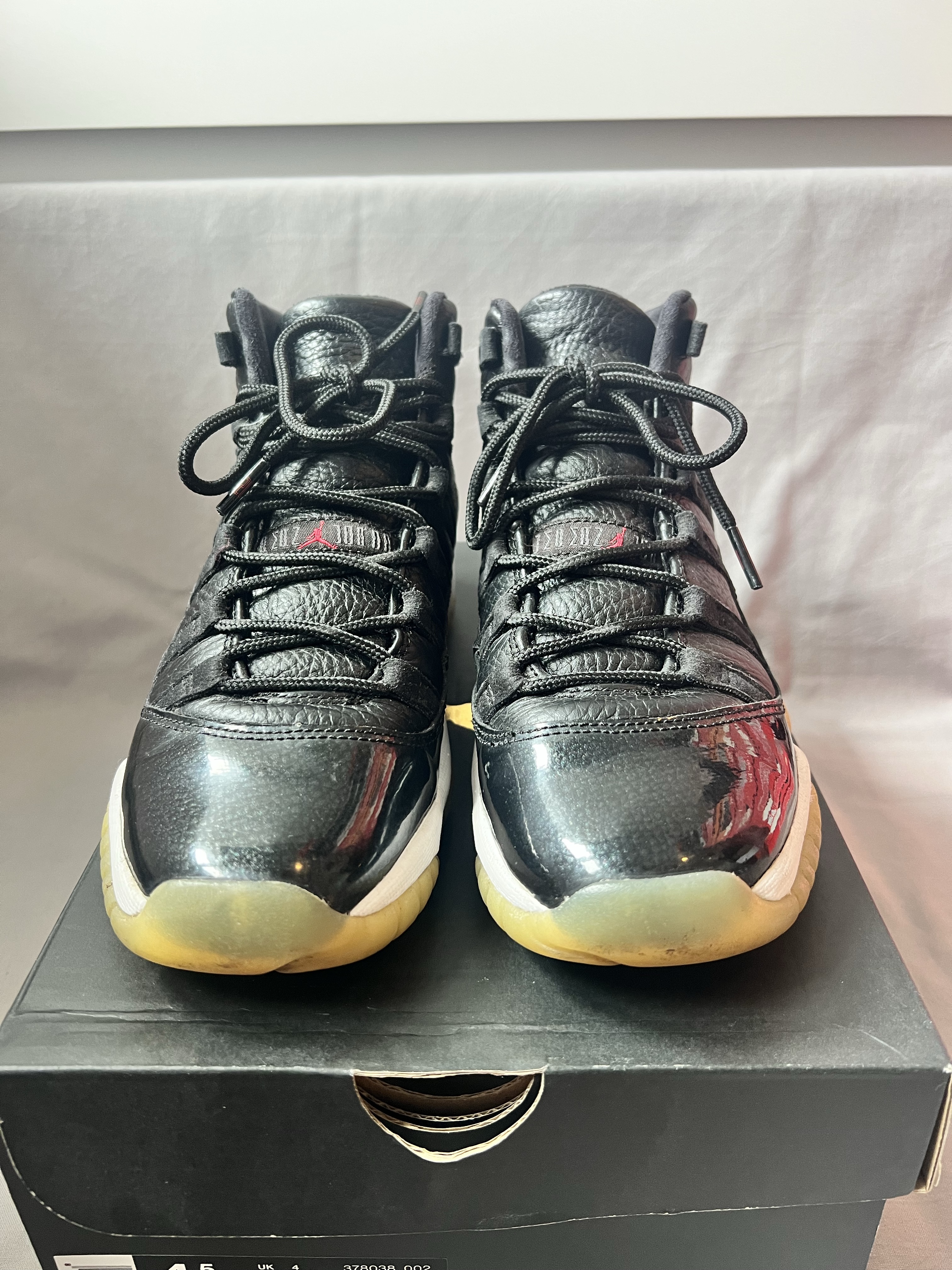 Air Jordan XI 11 Retro 72-10 (GS) photo 3