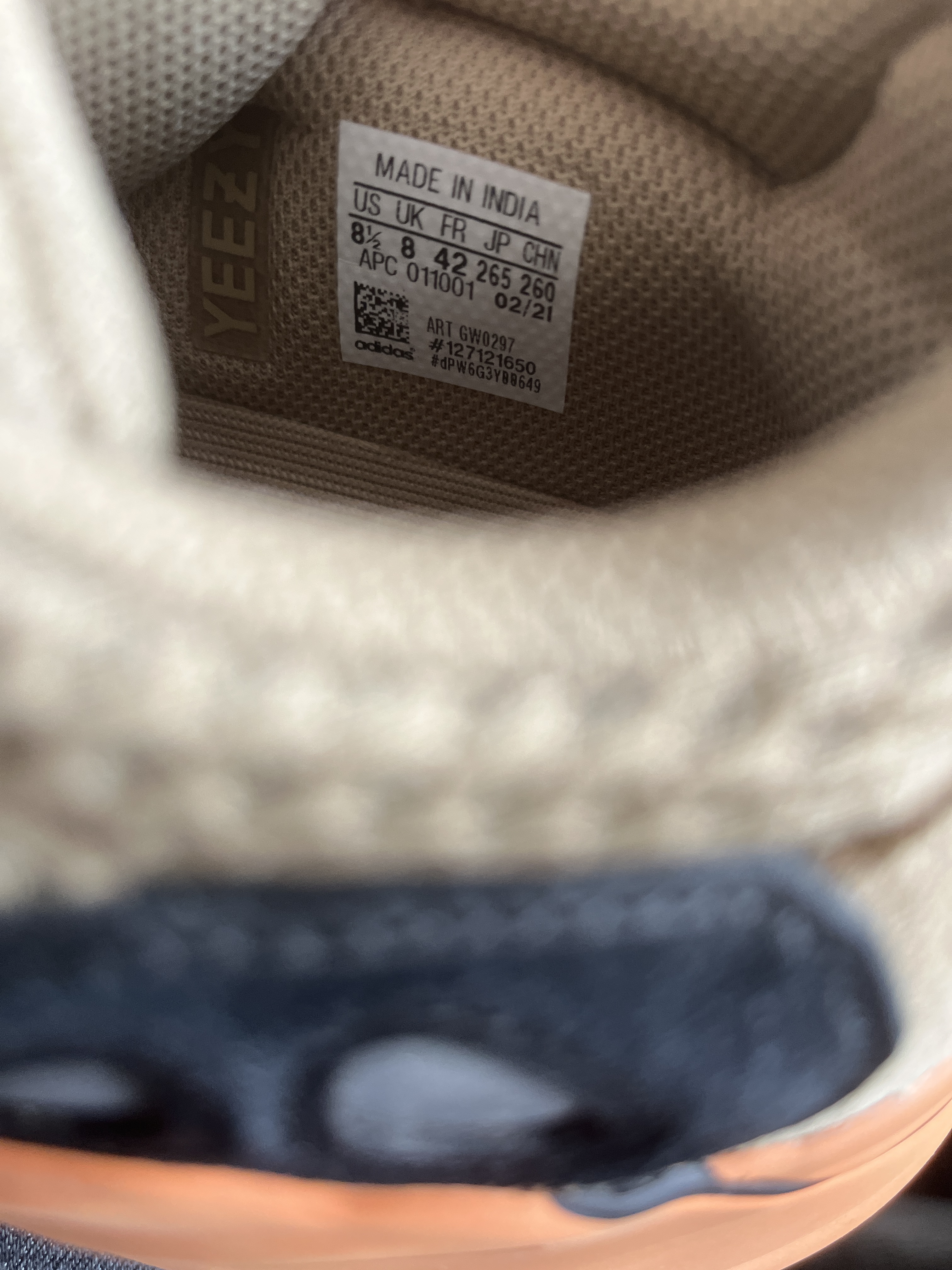 Yeezy Boost 700 'Enflame Amber' (2021) photo 6