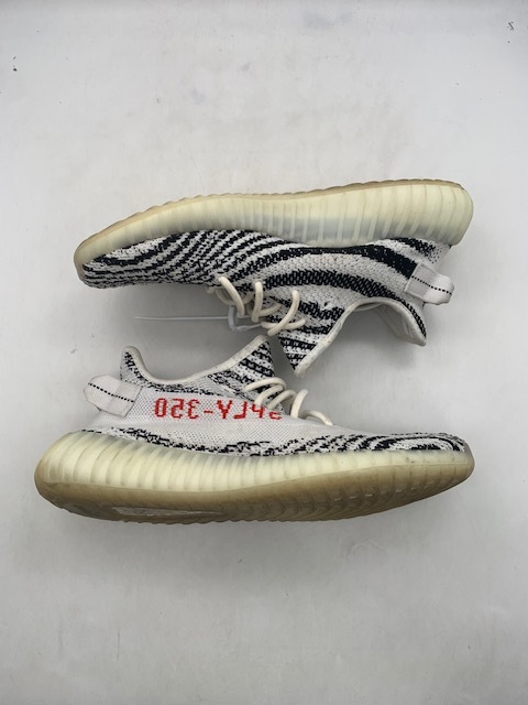 Yeezy Boost 350 V2 'Zebra' Brand new