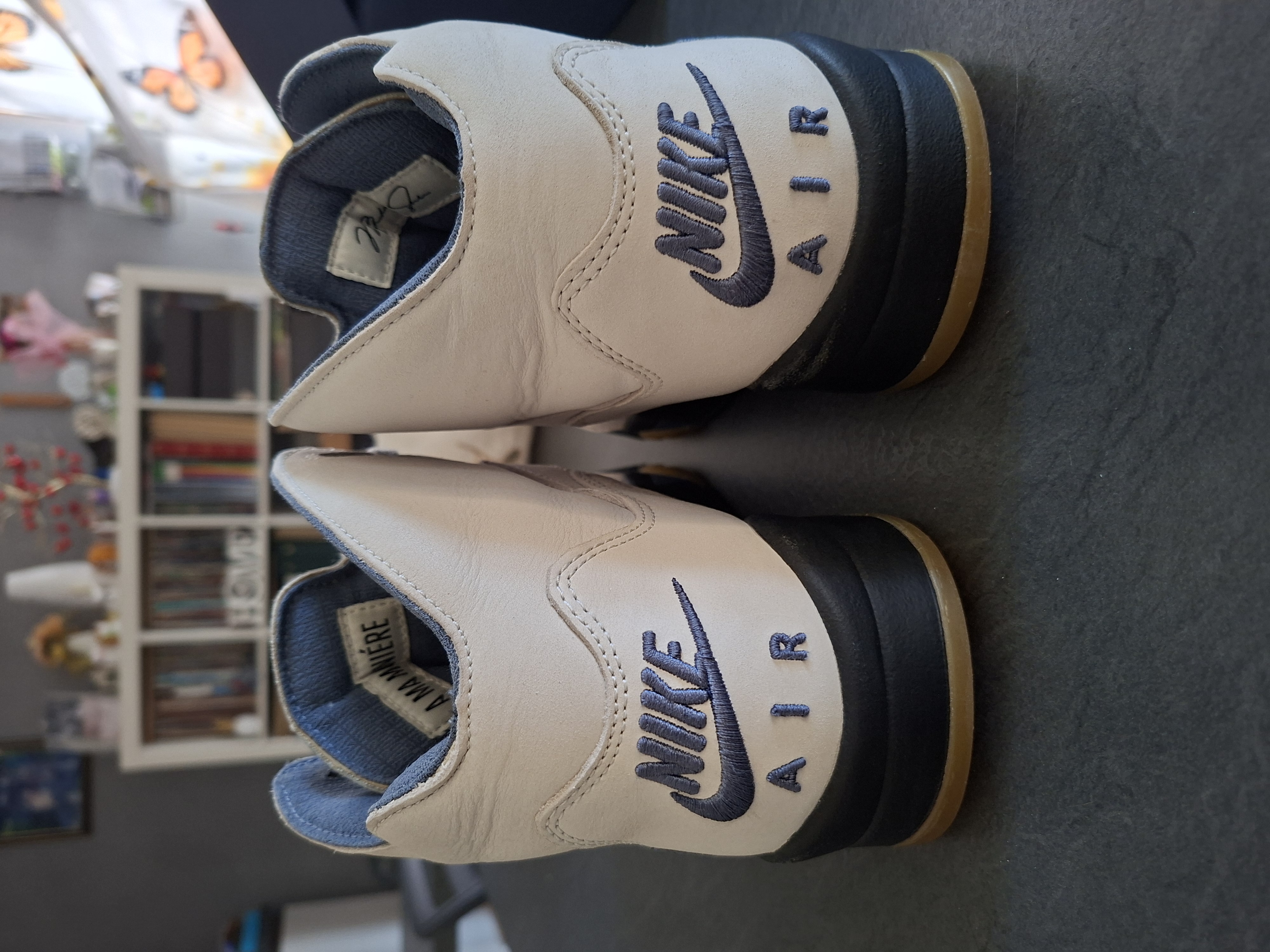 Air Jordan x A Ma Maniére 5 Retro WMNS 'Dawn' (2023) photo 4