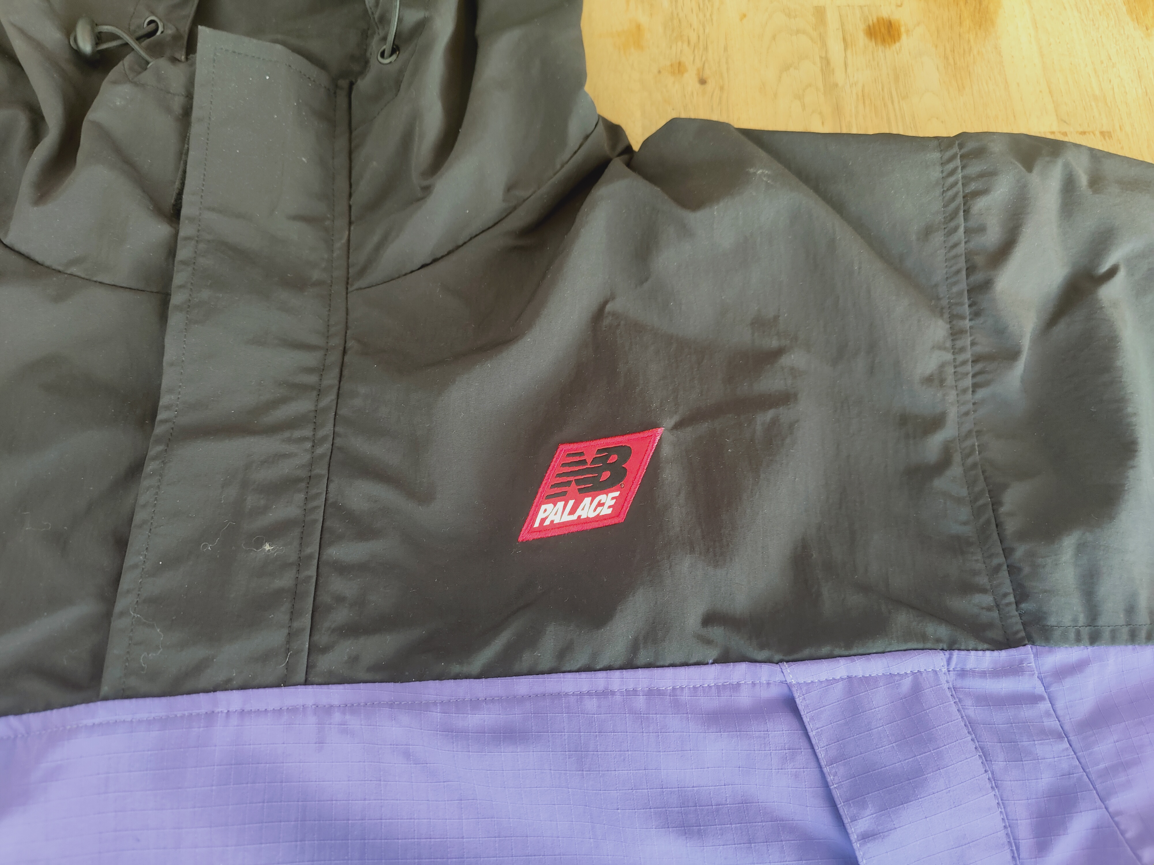 Palace x New Balance Pop Over Shell Jacket Black/Purple (SS23) photo 7