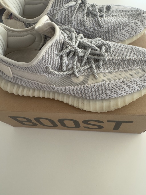 Yeezy Boost 350 V2 'Static'
