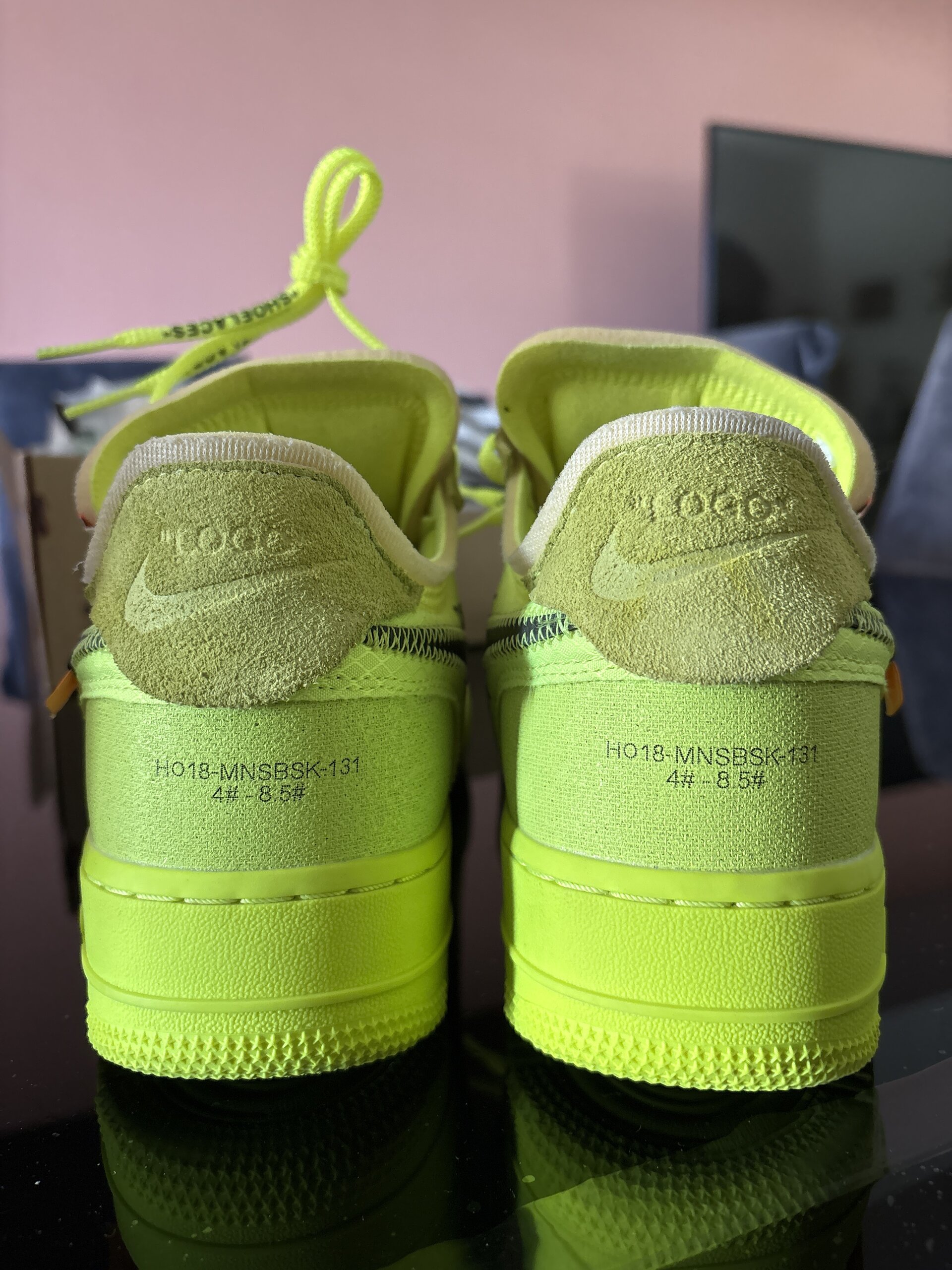 Nike x Off-White Air Force 1 Low 'Volt' (2018) photo 4