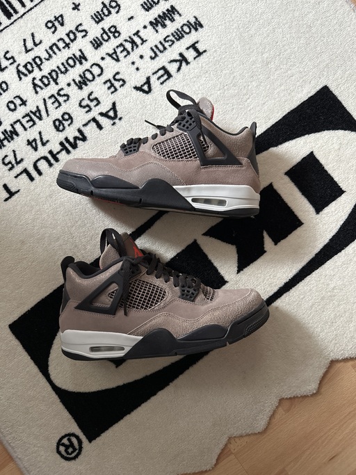 Air Jordan 4 Retro 'Taupe Haze' (2021)