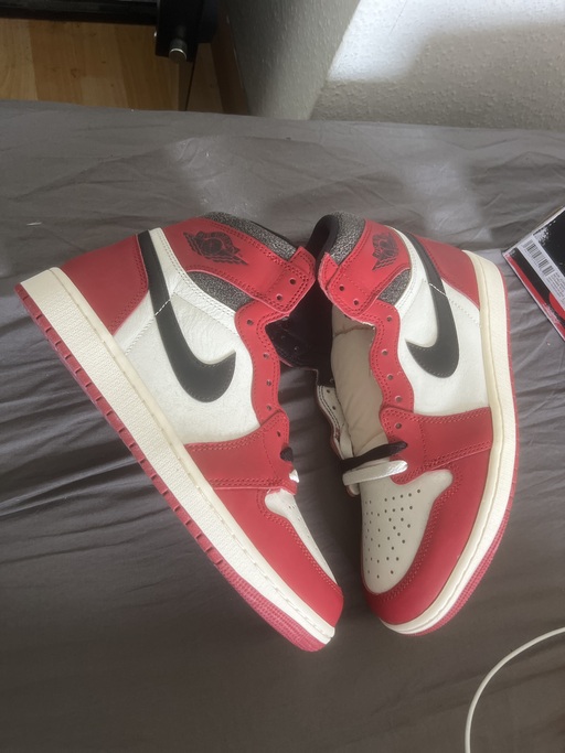 Air Jordan 1 High OG 'Lost and Found' (2022)