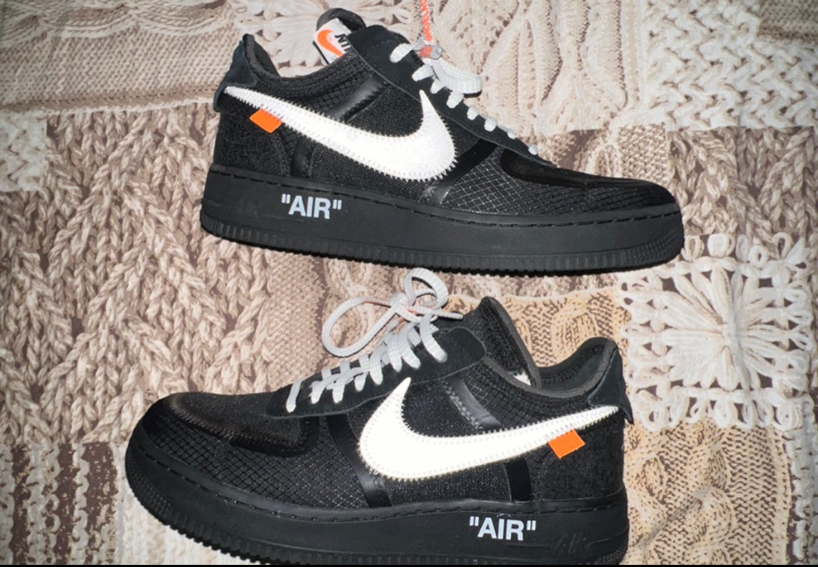 Nike x Off White Air Force 1 Low 'Black' (2018) photo 2