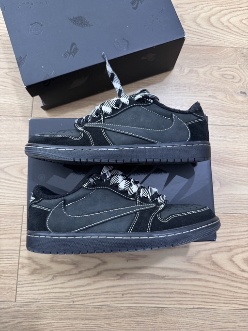Air Jordan x Travis Scott 1 Low OG 'Black Phantom' (2022)