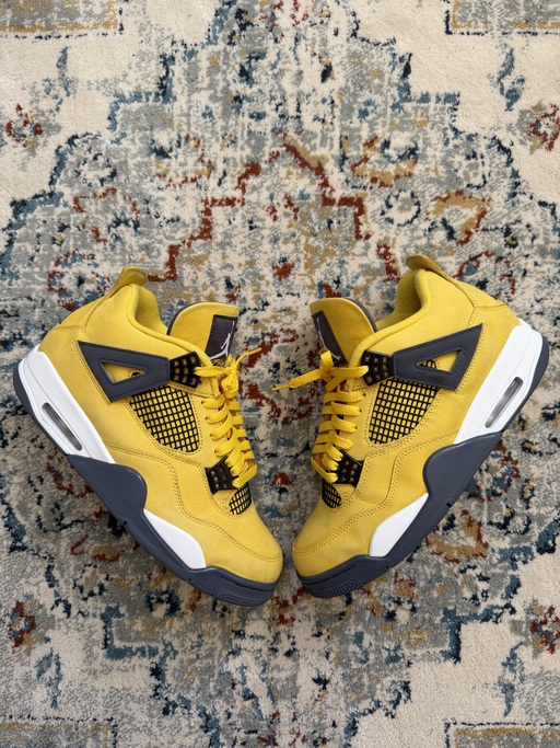 Air Jordan 4 Retro 'Lightning' (2021)
