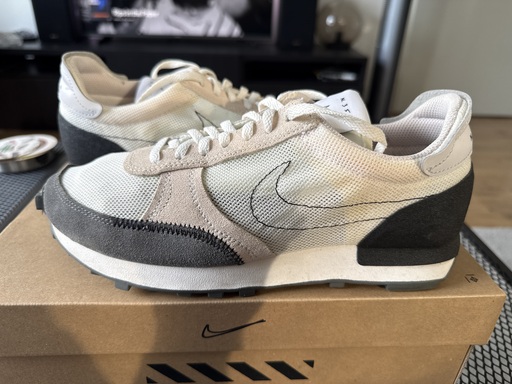 Nike Daybreak Type Summit White Light Orewood Brown (2020)
