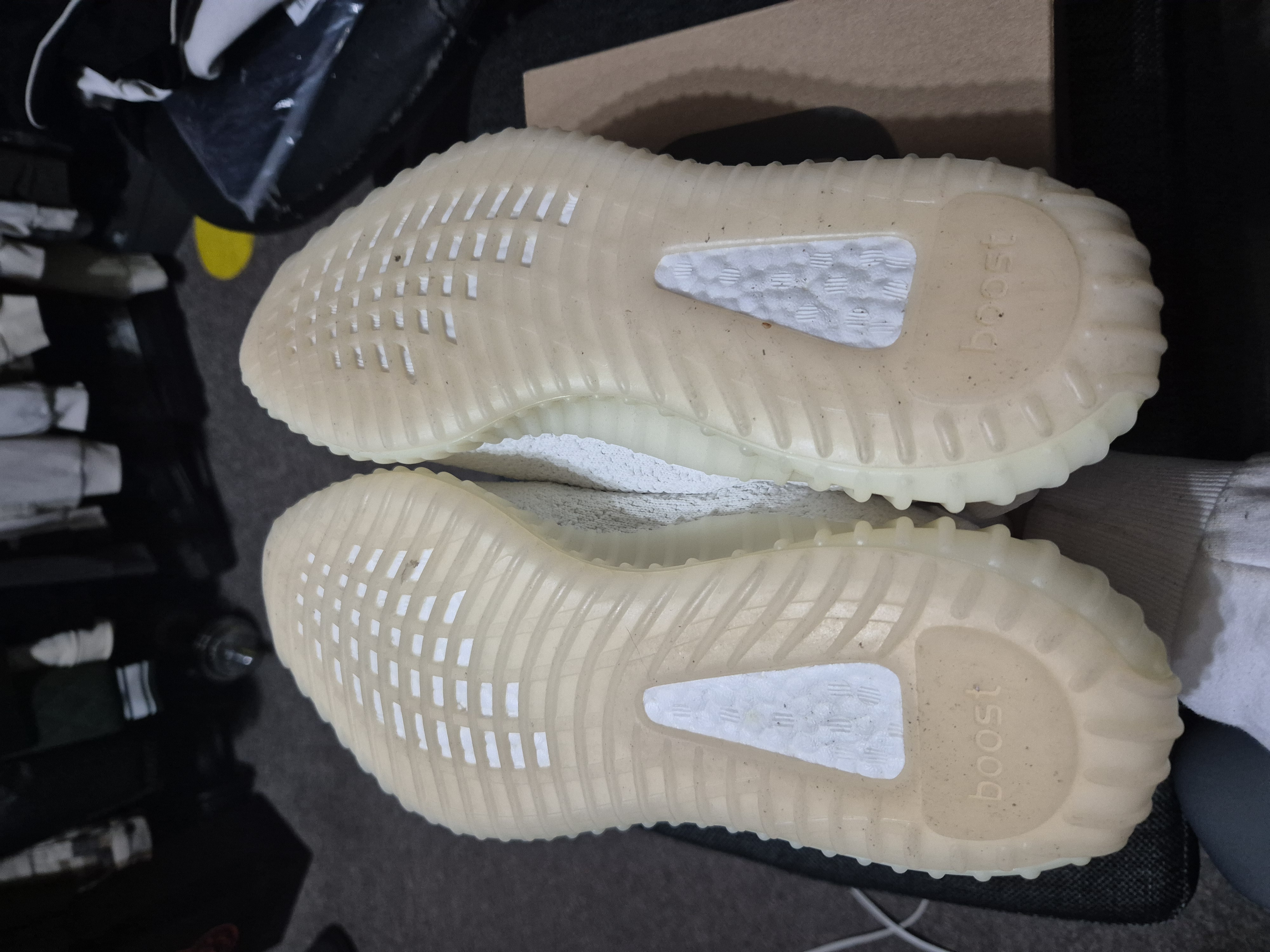 Yeezy Boost 350 V2 'Cream White' (2017) photo 5