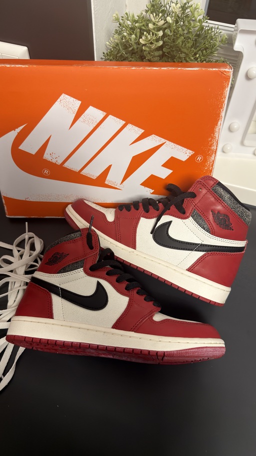 Air Jordan 1 High OG 'Lost and Found' (2022)