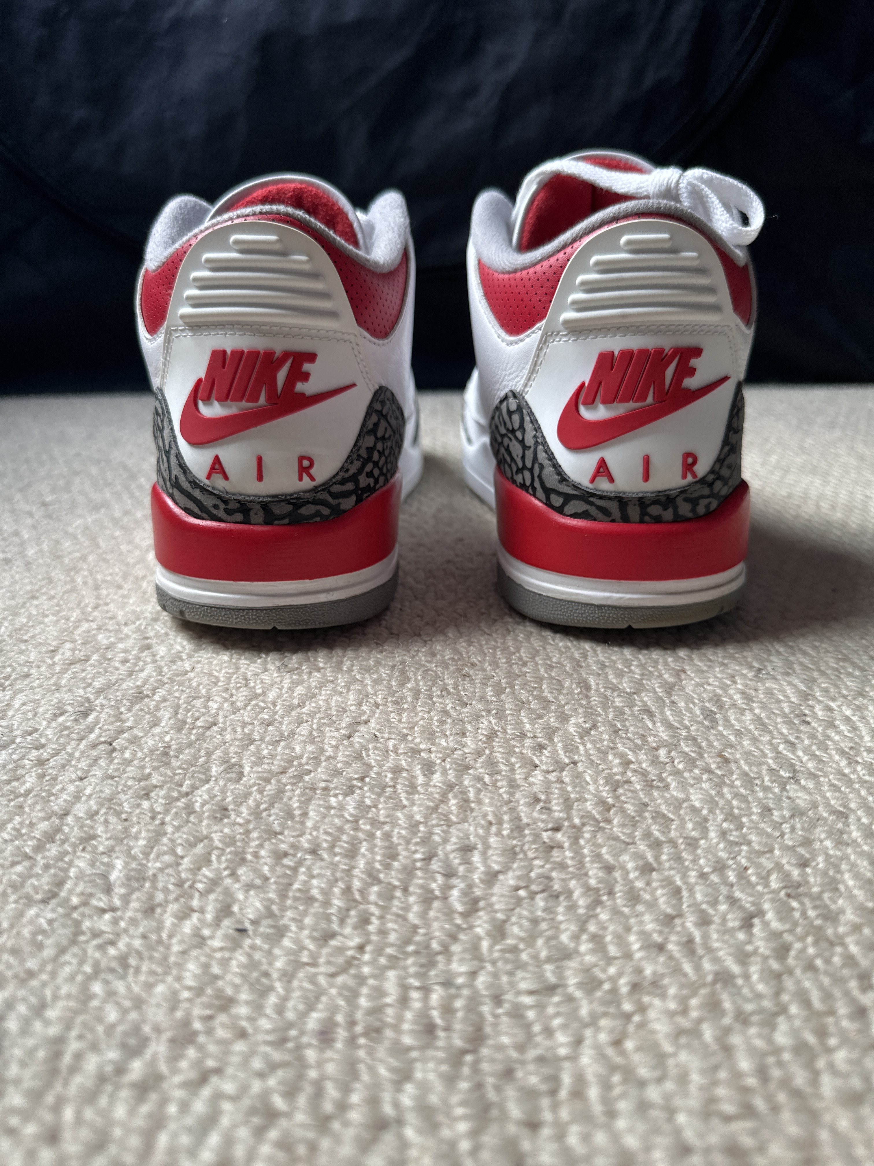 Air Jordan 3 OG 'Fire Red' (2022) photo 4