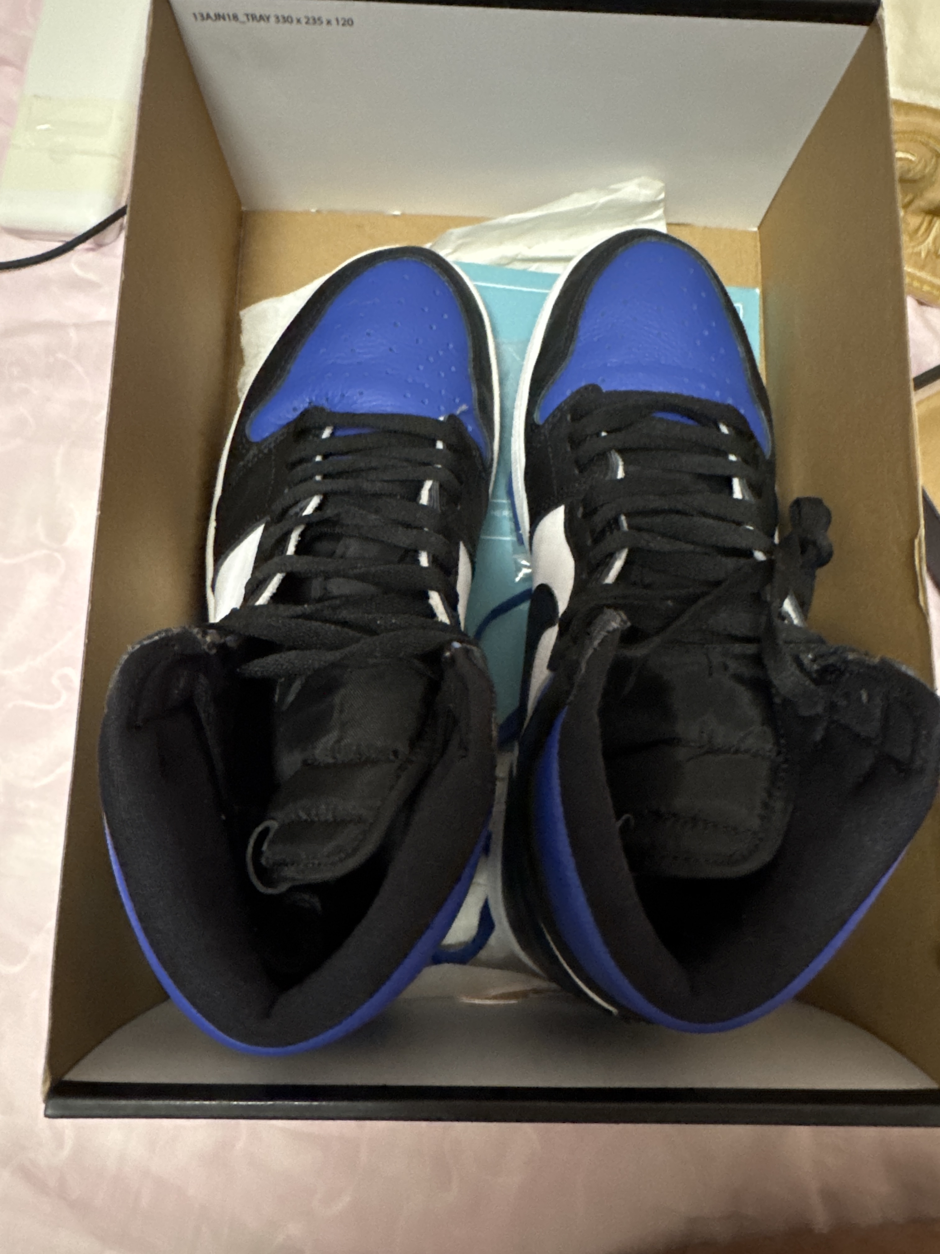Air Jordan 1 Retro High 'Royal Toe' (2020) photo 3