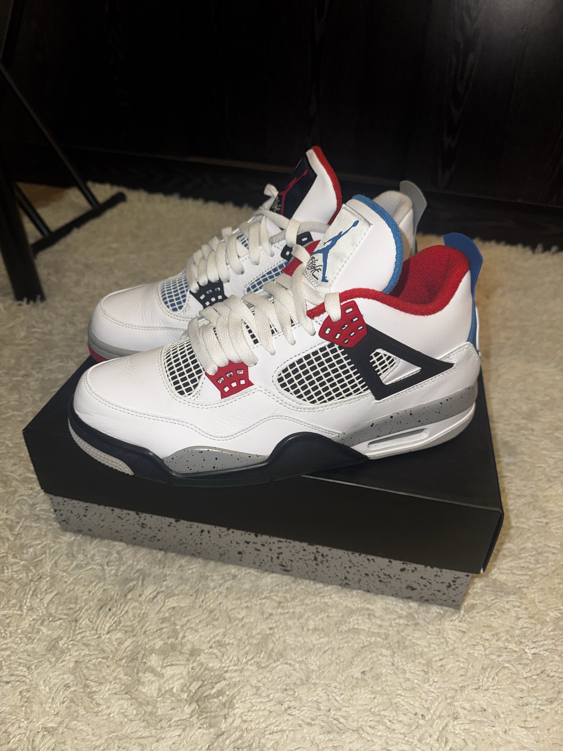Air Jordan 4 'What The' (2019) photo 8