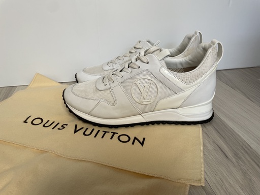 Luxury Louis Vuitton LV Trainer White