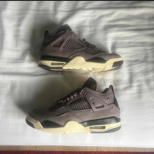 Air Jordan x A Ma Maniere 4 'Violet Ore' (2022)