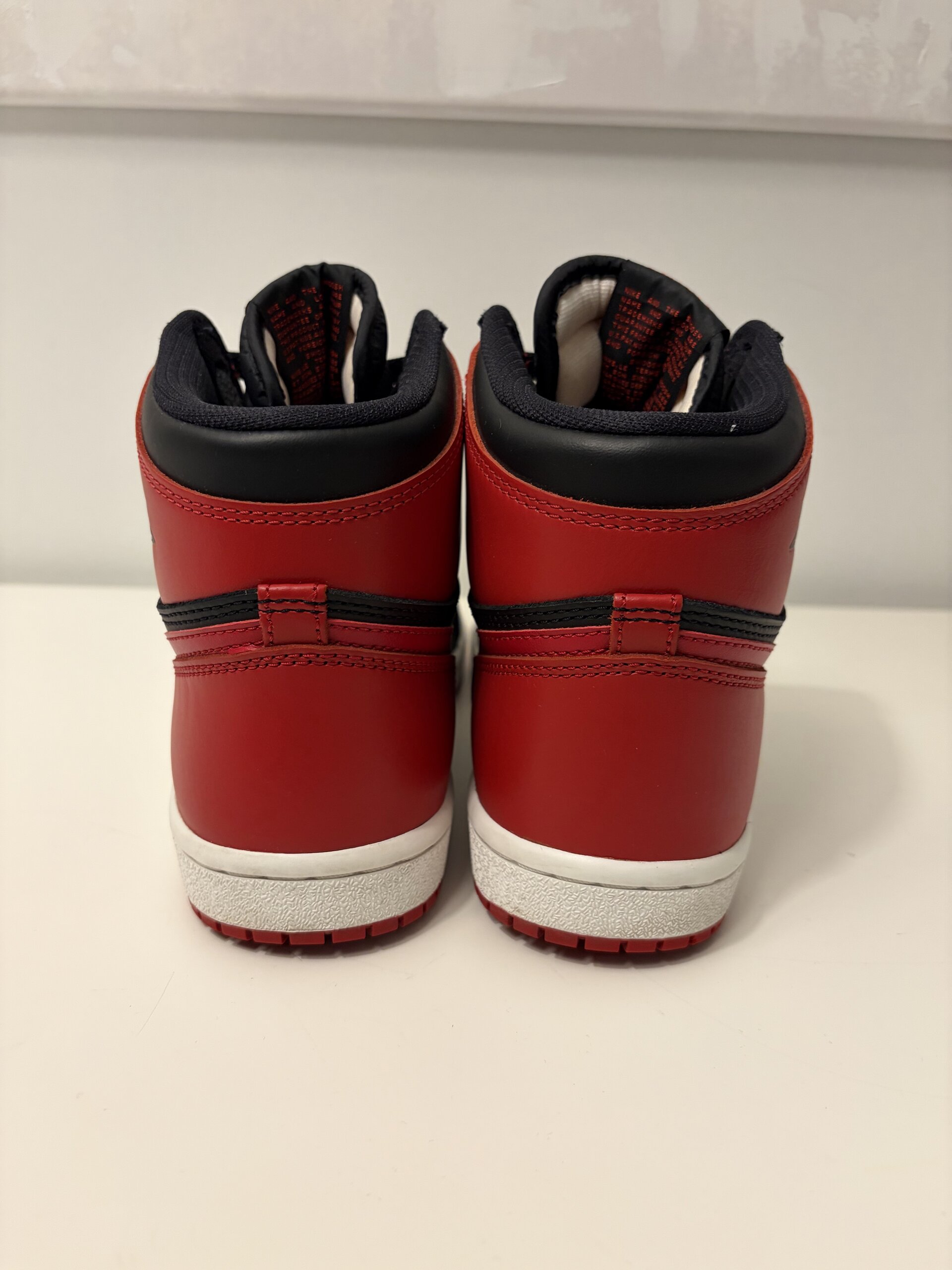 Air Jordan 1 High ’85 'Bred' (2025) photo 4