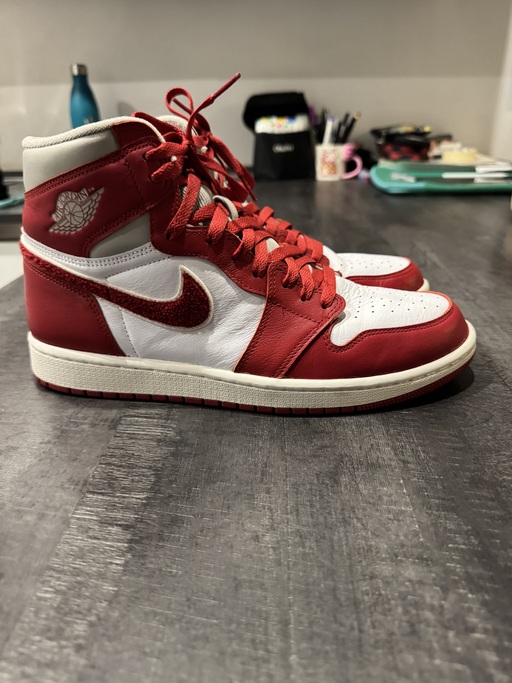 Air Jordan 1 High OG WMNS Varsity Red (2022)