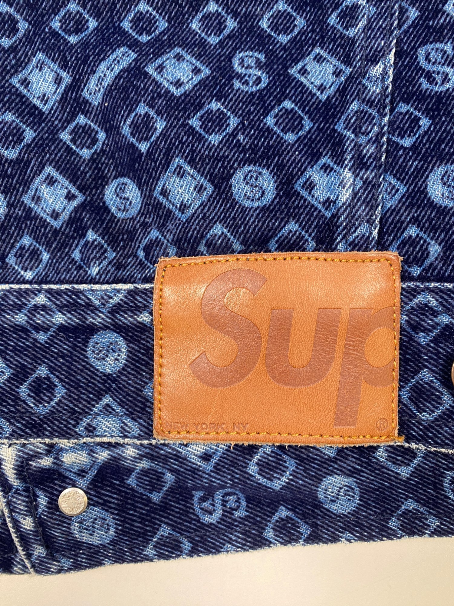 Supreme Flocked Denim Trucker Jacket 'Blue' (FW24) photo 3