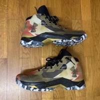 Under Armour Curry 2.5 'Gold'