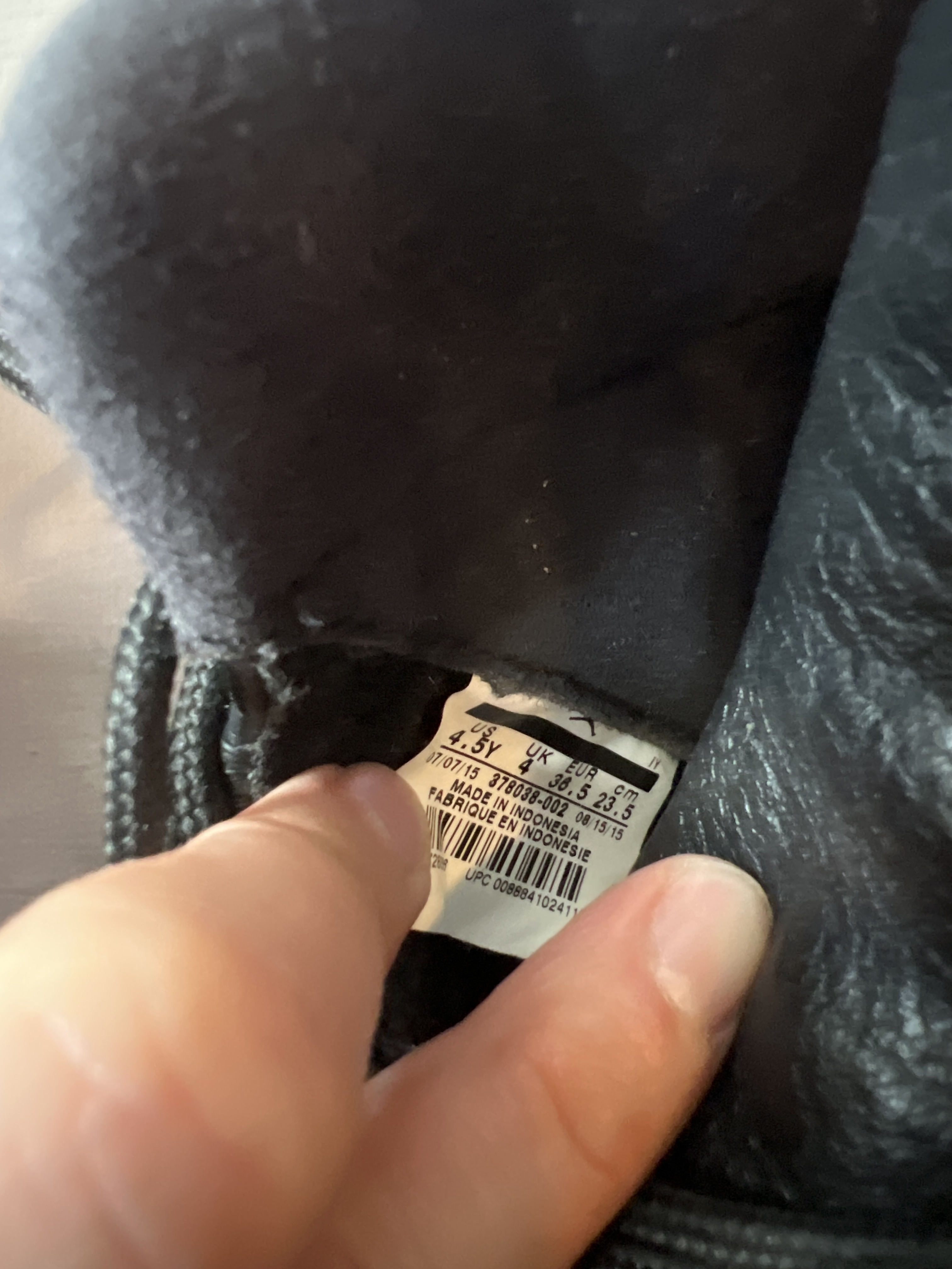 Air Jordan XI 11 Retro 72-10 (GS) photo 6