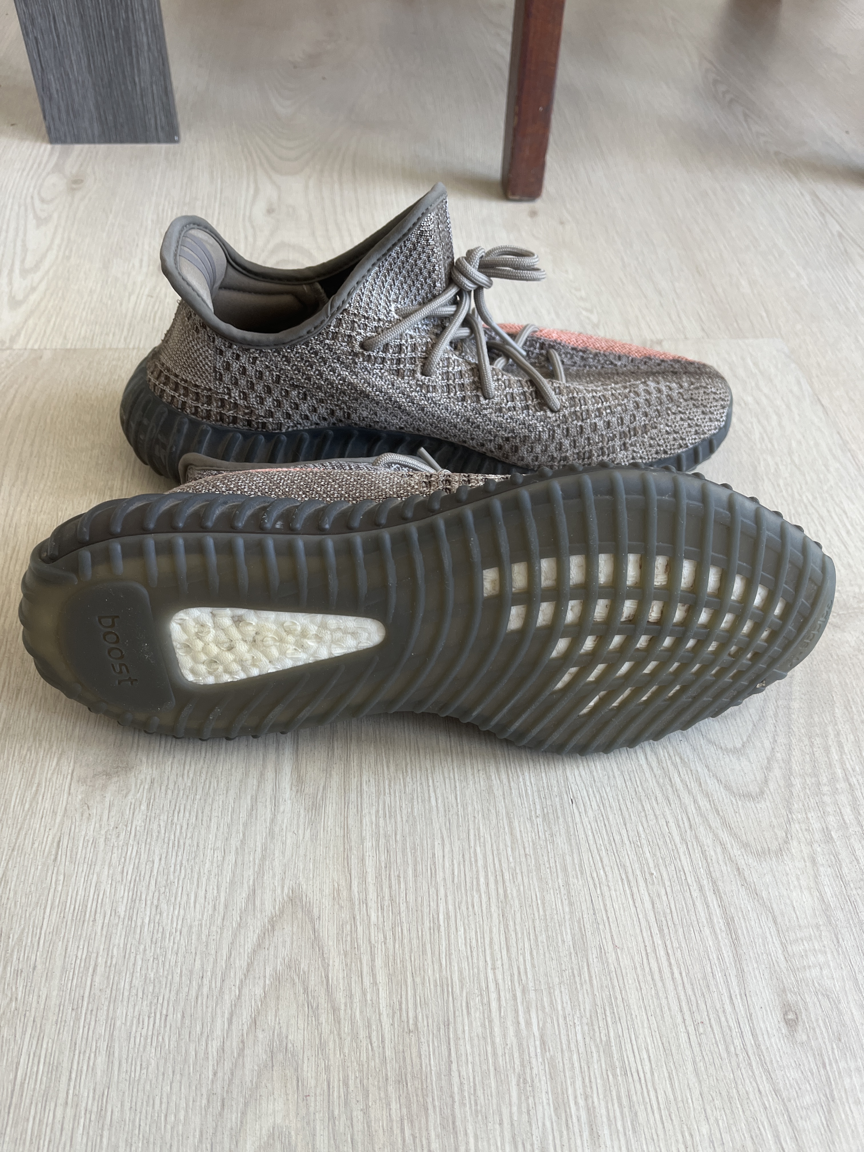 Yeezy Boost 350 V2 'Ash Stone' photo 9