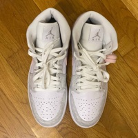 Air Jordan WMNS 1 Mid SE Light Iron Ore (2022) photo 3