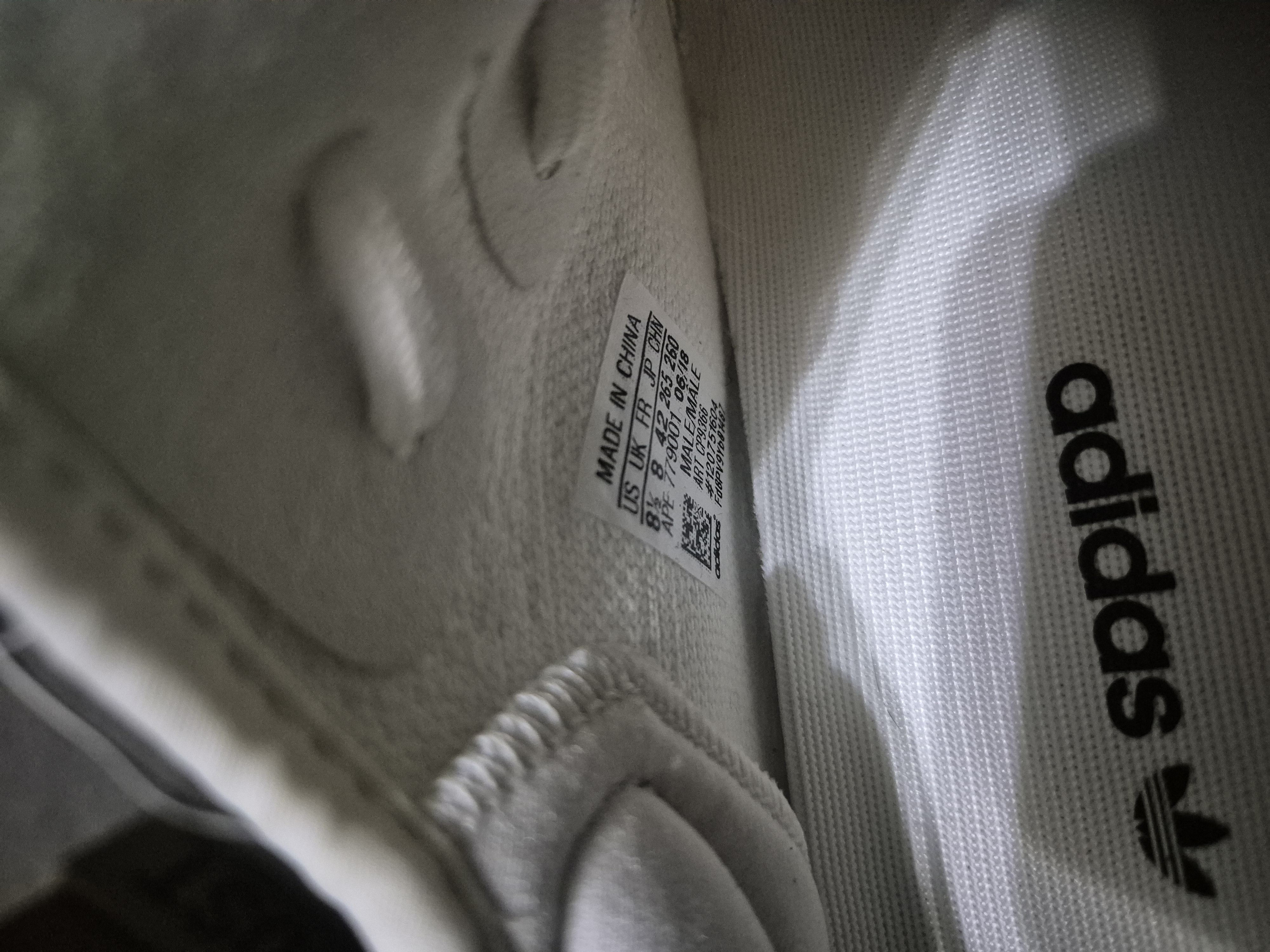 Yeezy Boost 350 V2 'Cream White' (2017) photo 6
