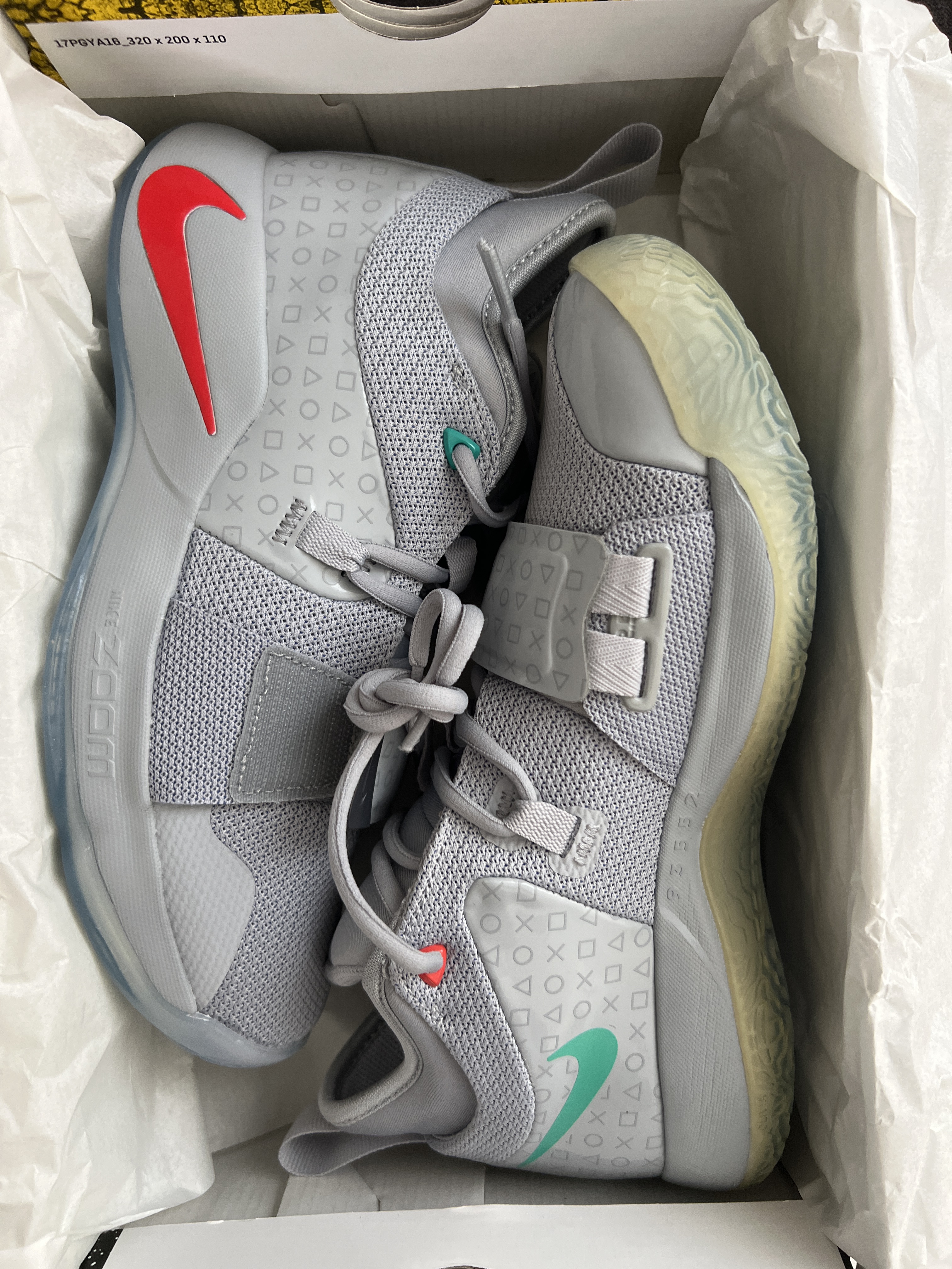 Nike x PlayStation PG 2.5 Grey (2018) photo 2