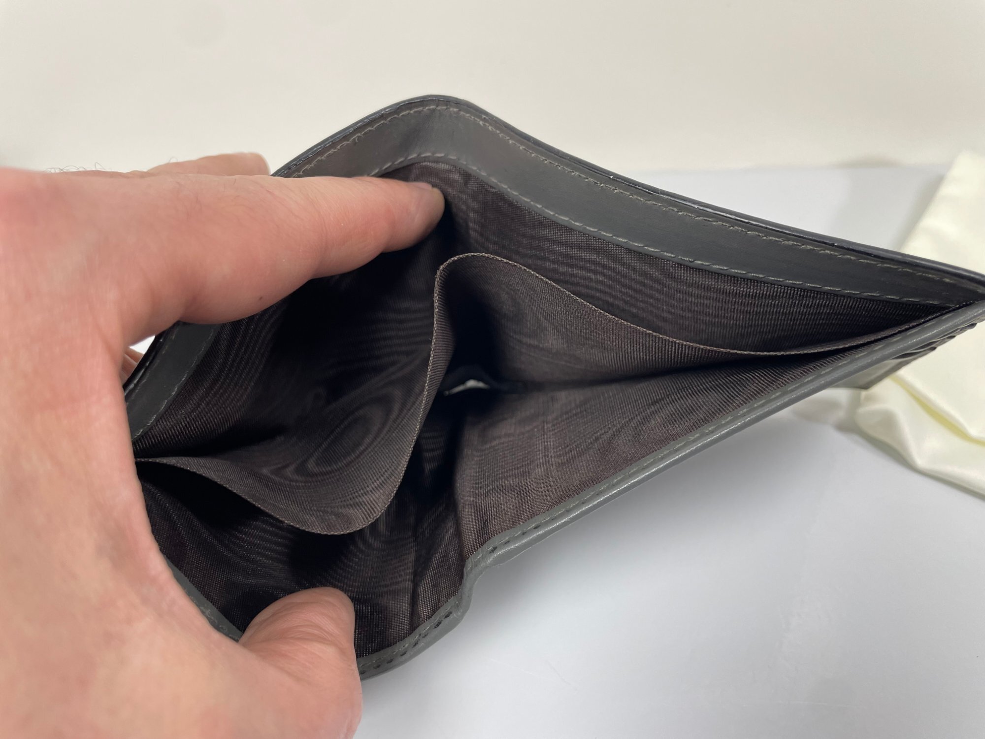 Gucci Guccissima Leather Cardholder photo 6