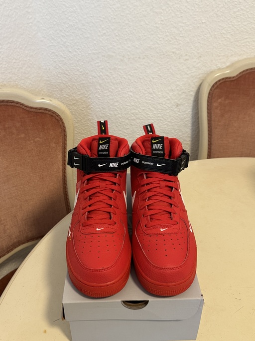 Nike Air Force 1 Mid Red 'Utility'