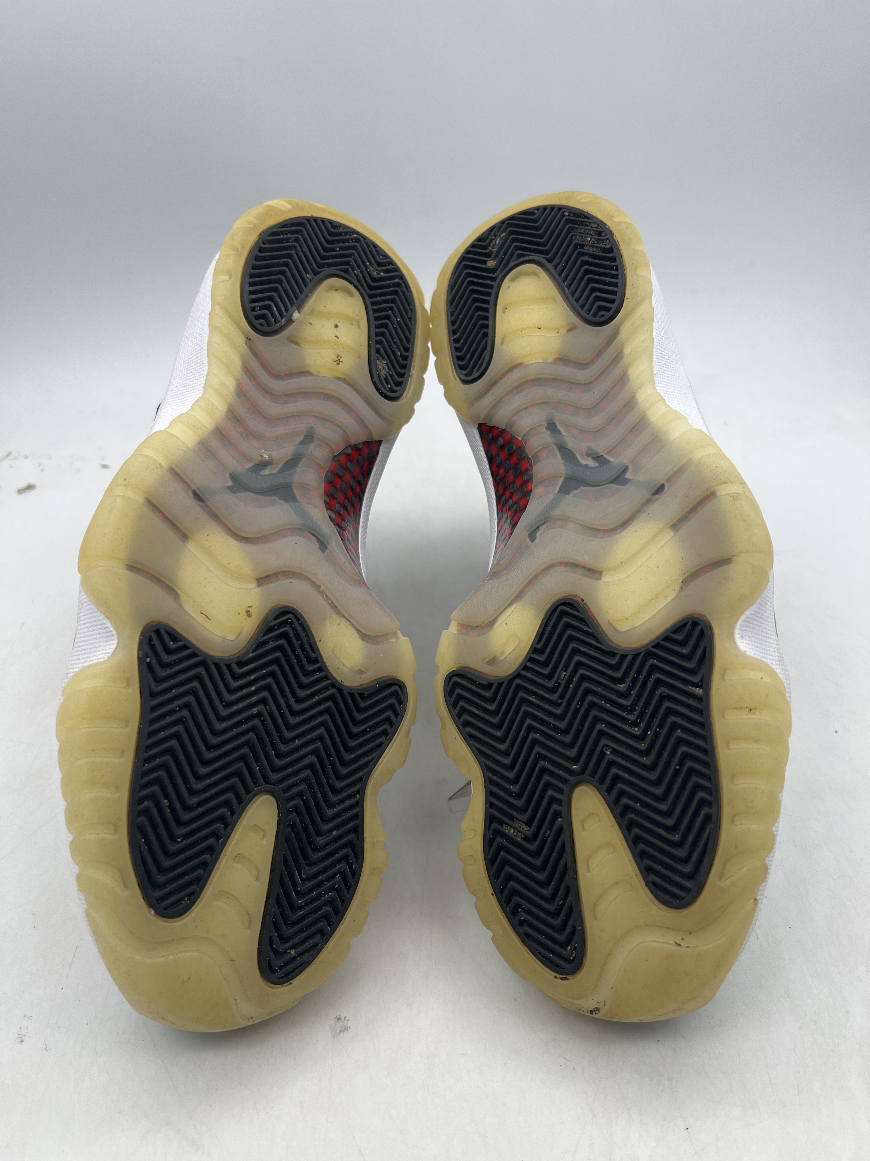 Air Jordan 11 XI Retro 72-10 photo 5