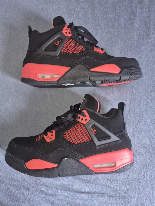 Air Jordan 4 Retro 'Red Thunder' (2022)
