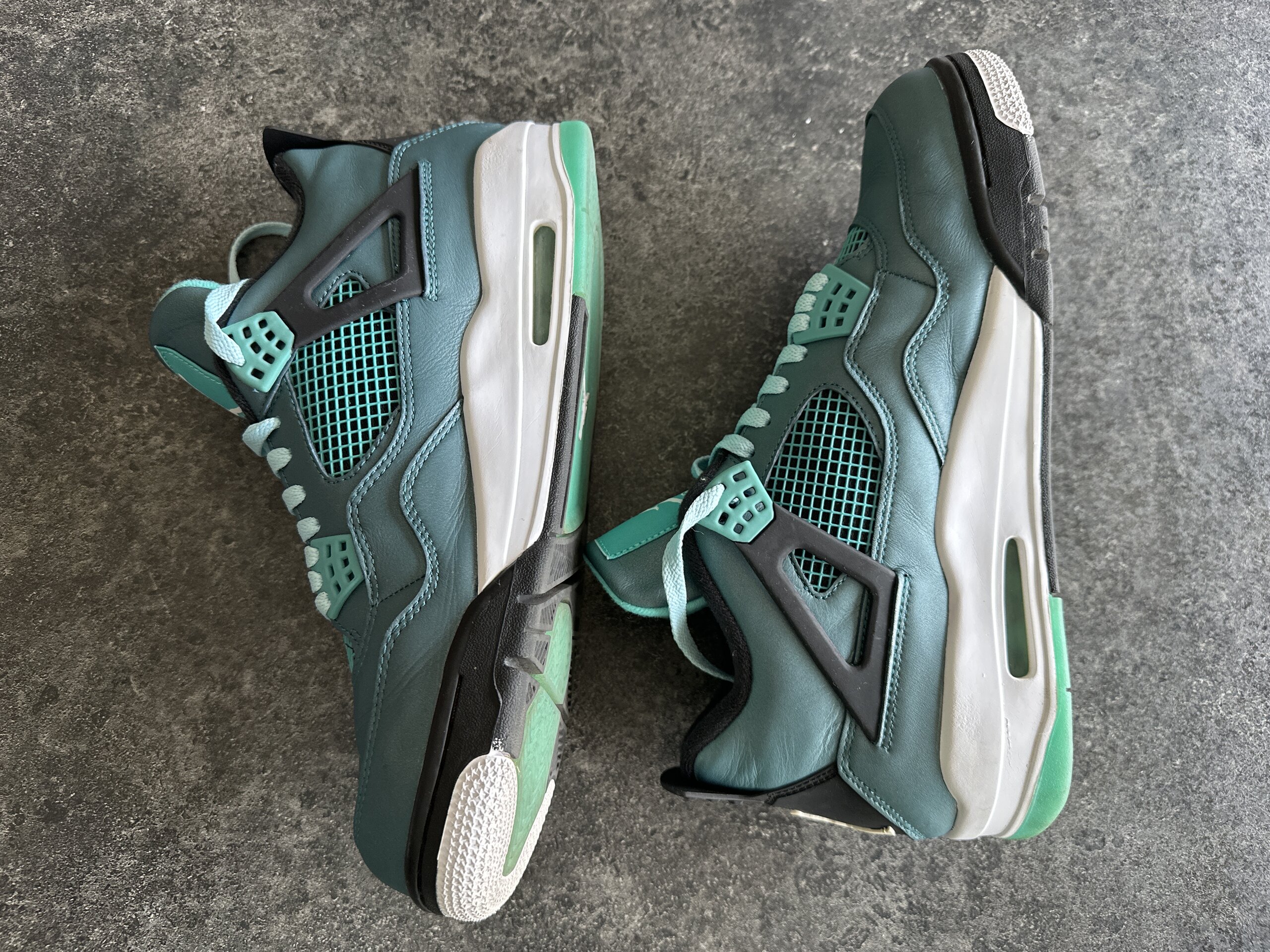 Air Jordan 4 Retro 'Teal' (2015) photo 2