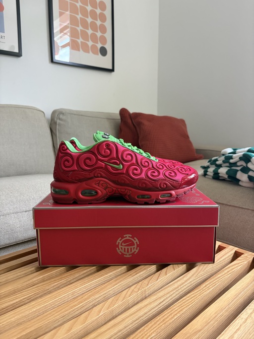 Nike x One Piece TN Air Max Plus 'Ope' Trafalgar D. Law (2026) 