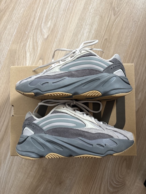 Yeezy Boost 700 V2 'Tephra'
