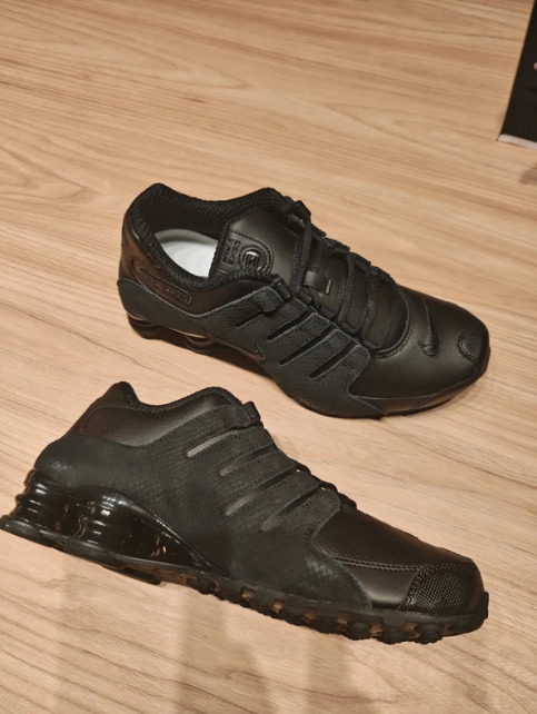 Nike Shox NZ 'Triple Black' (2025)