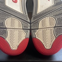 Air Jordan 4 Retro 'Bred' (2019) photo 8