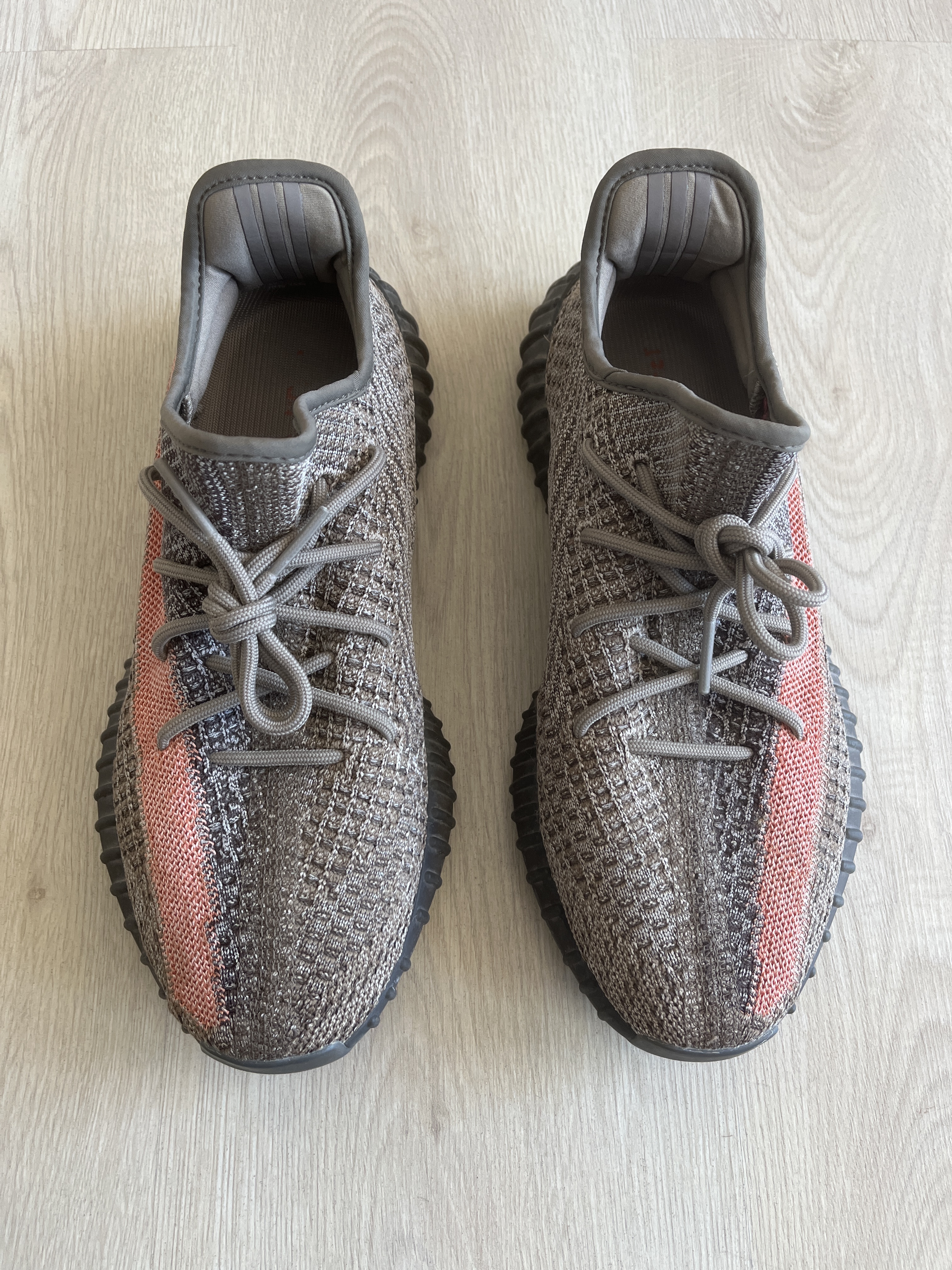 Yeezy Boost 350 V2 'Ash Stone' photo 3