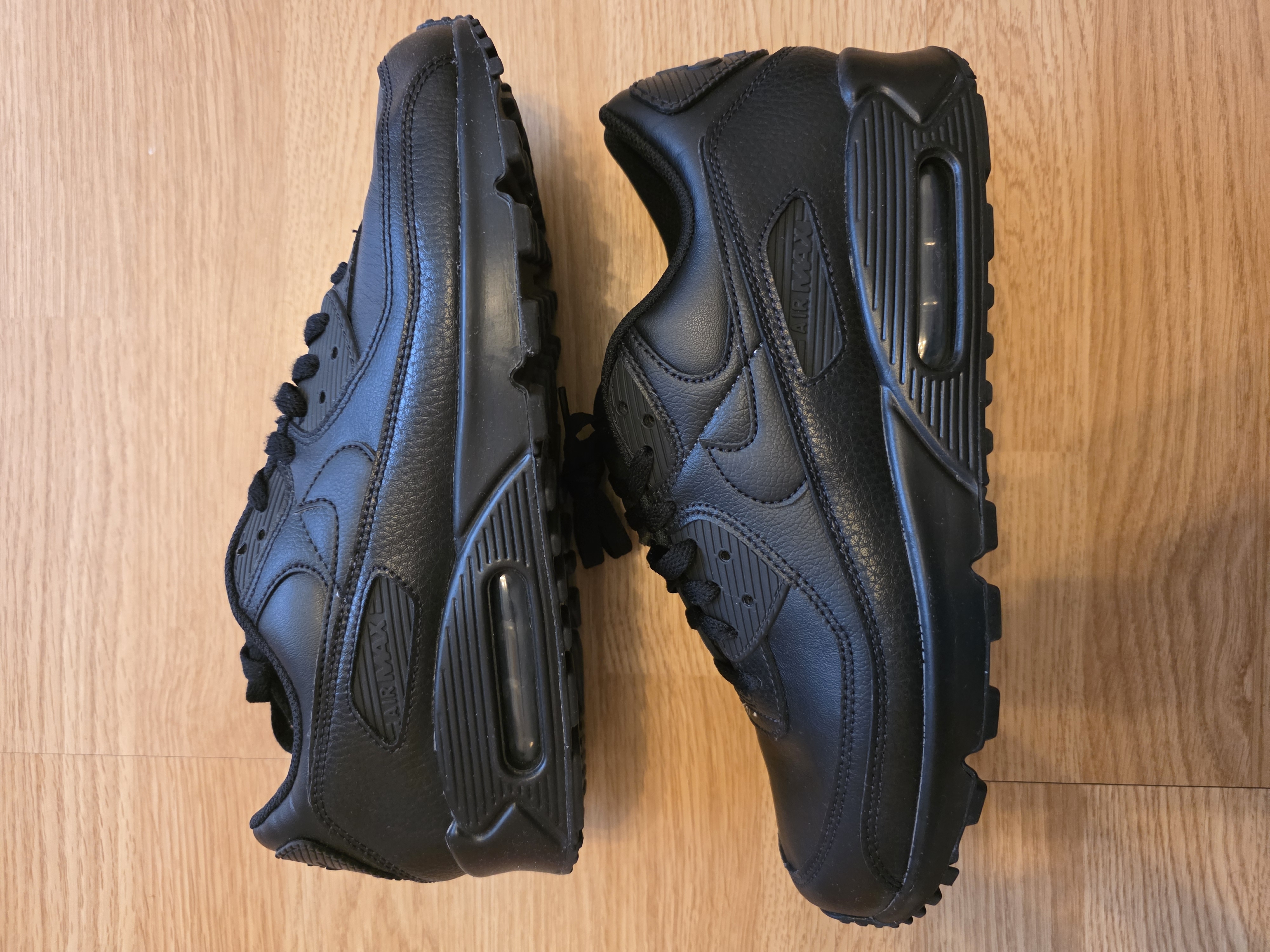 Nike Air Max 90 Leather Triple Black (2020) photo 2