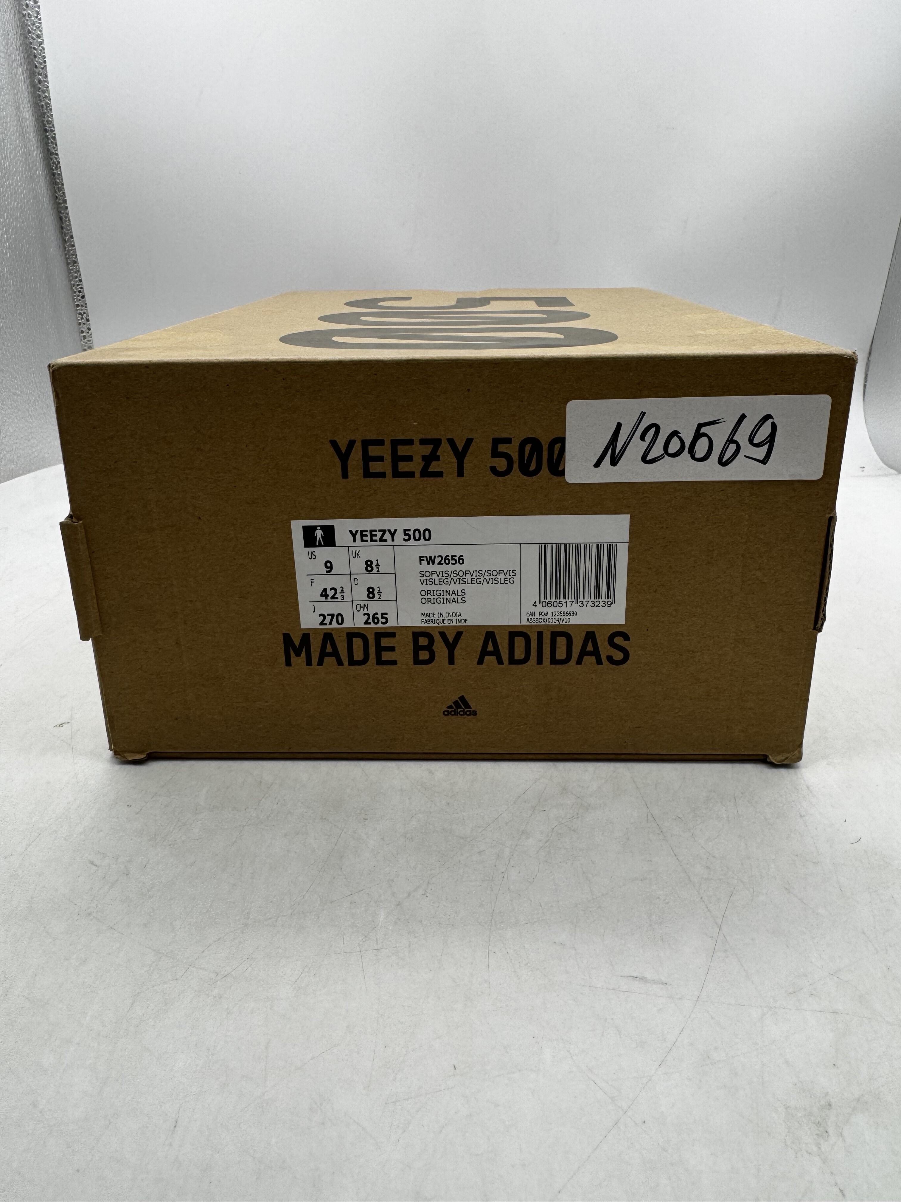Yeezy 500 'Soft Vision' (2019) photo 7