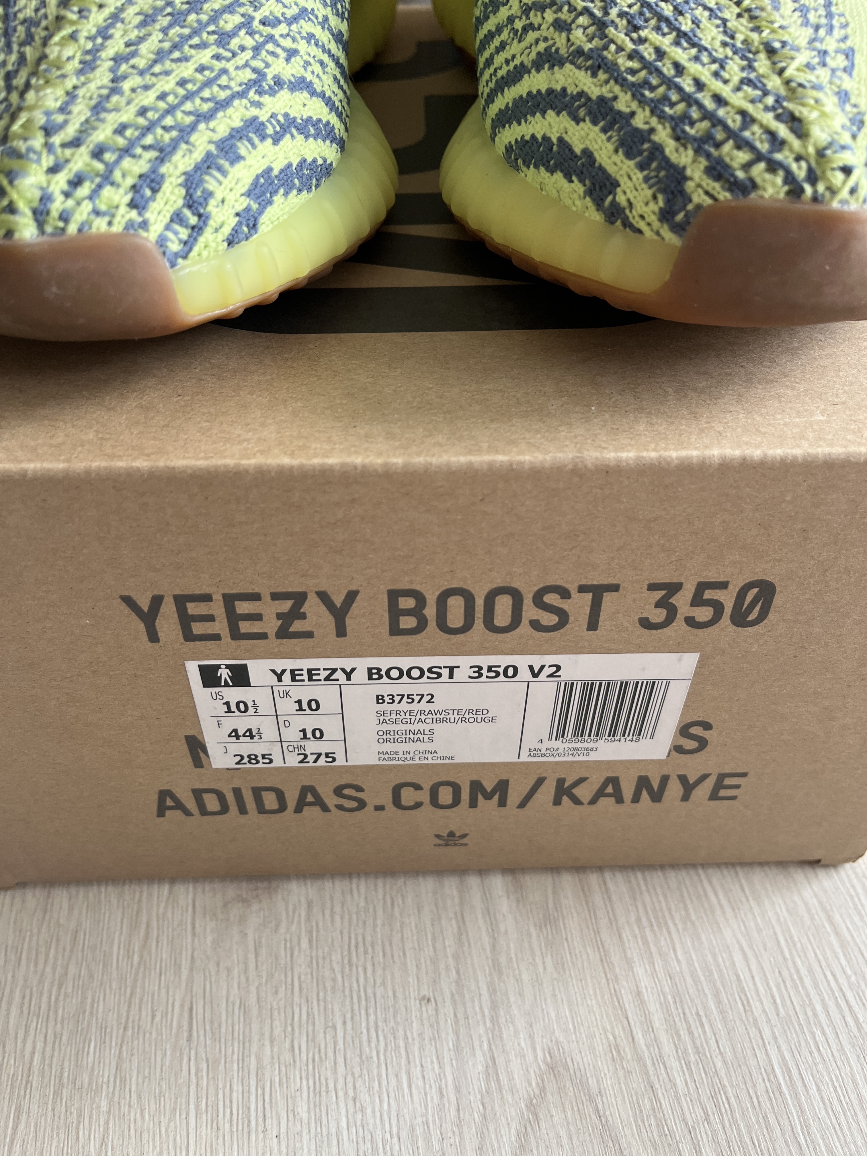 Yeezy Boost 350 V2 'Semi Frozen Yellow' photo 7