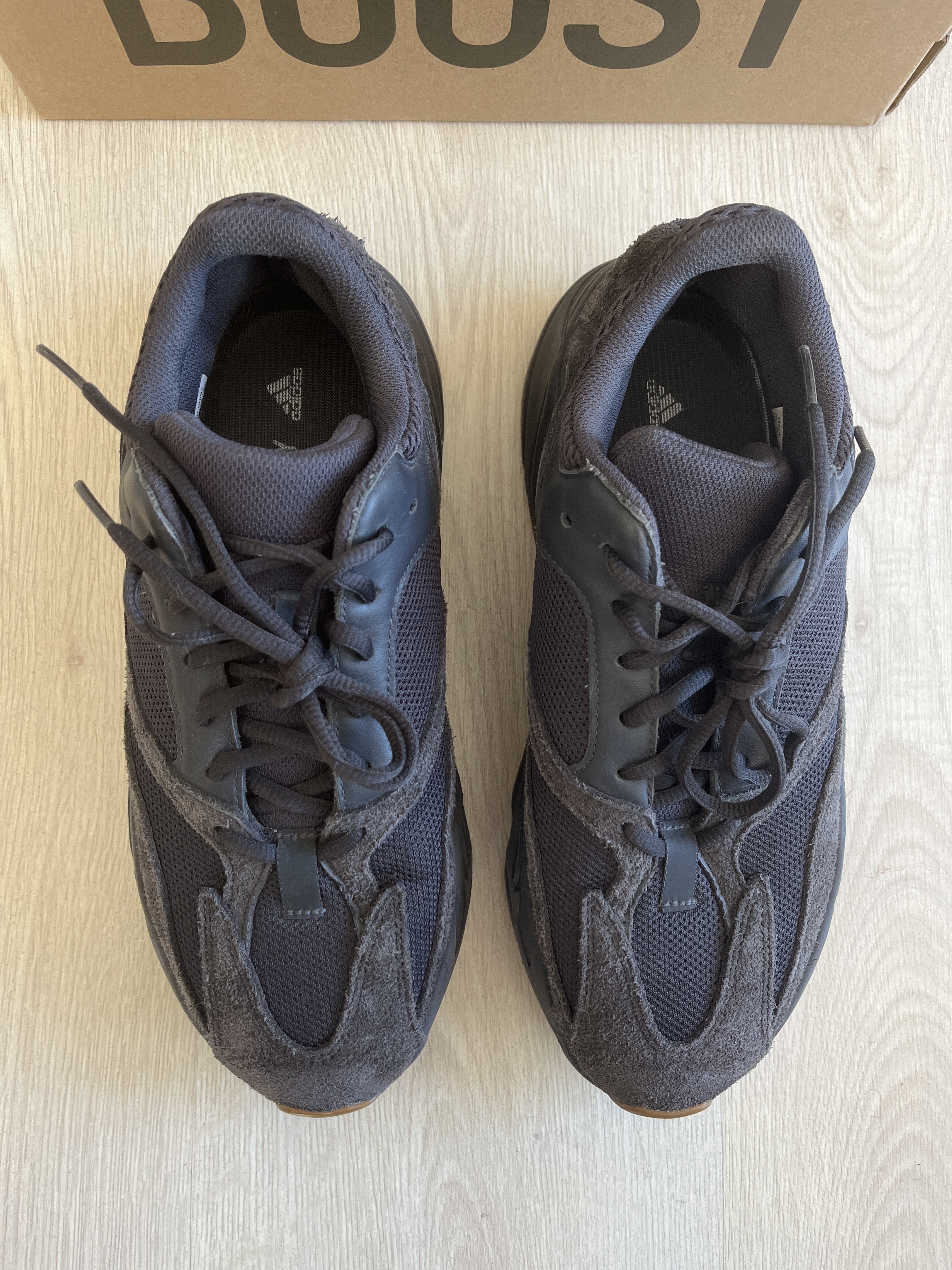 Yeezy Boost 700 'Utility Black' photo 3